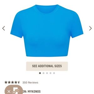 Skims fits everybody super cropped tshirt in Mykonos